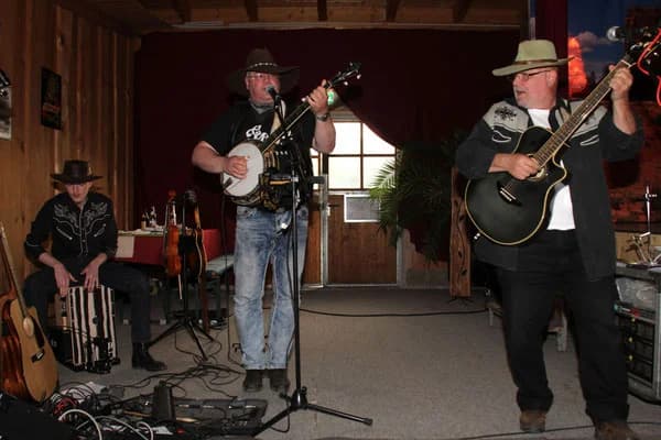 9978bd_ebd50e055cb648b5bf2355749b14363c-mv2